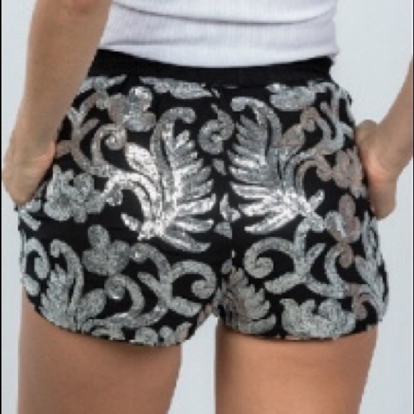 Silver sequin black shorts - Picture 3 of 3